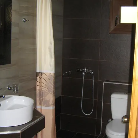 πανσιον αγγελοσ μαναρη Lägenhet Ouranoupoli