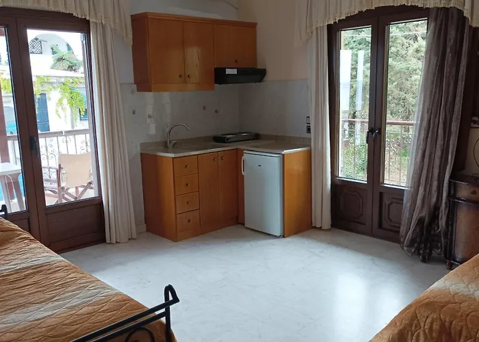 Appartement πανσιον αγγελοσ μαναρη Ouranoupoli