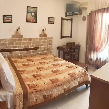 πανσιον αγγελοσ μαναρη Apartament Uranupoli