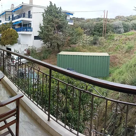 πανσιον αγγελοσ μαναρη Uranupoli
