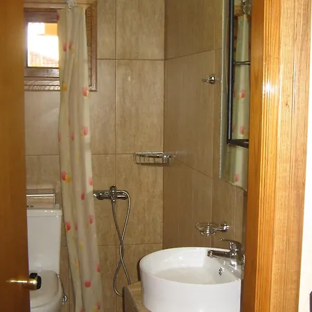 Apartament πανσιον αγγελοσ μαναρη