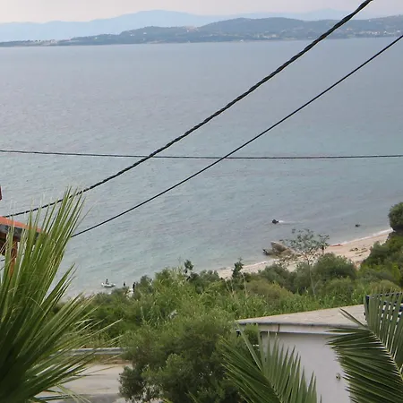 Apartament πανσιον αγγελοσ μαναρη *