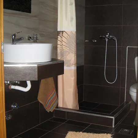 πανσιον αγγελοσ μαναρη Apartament *